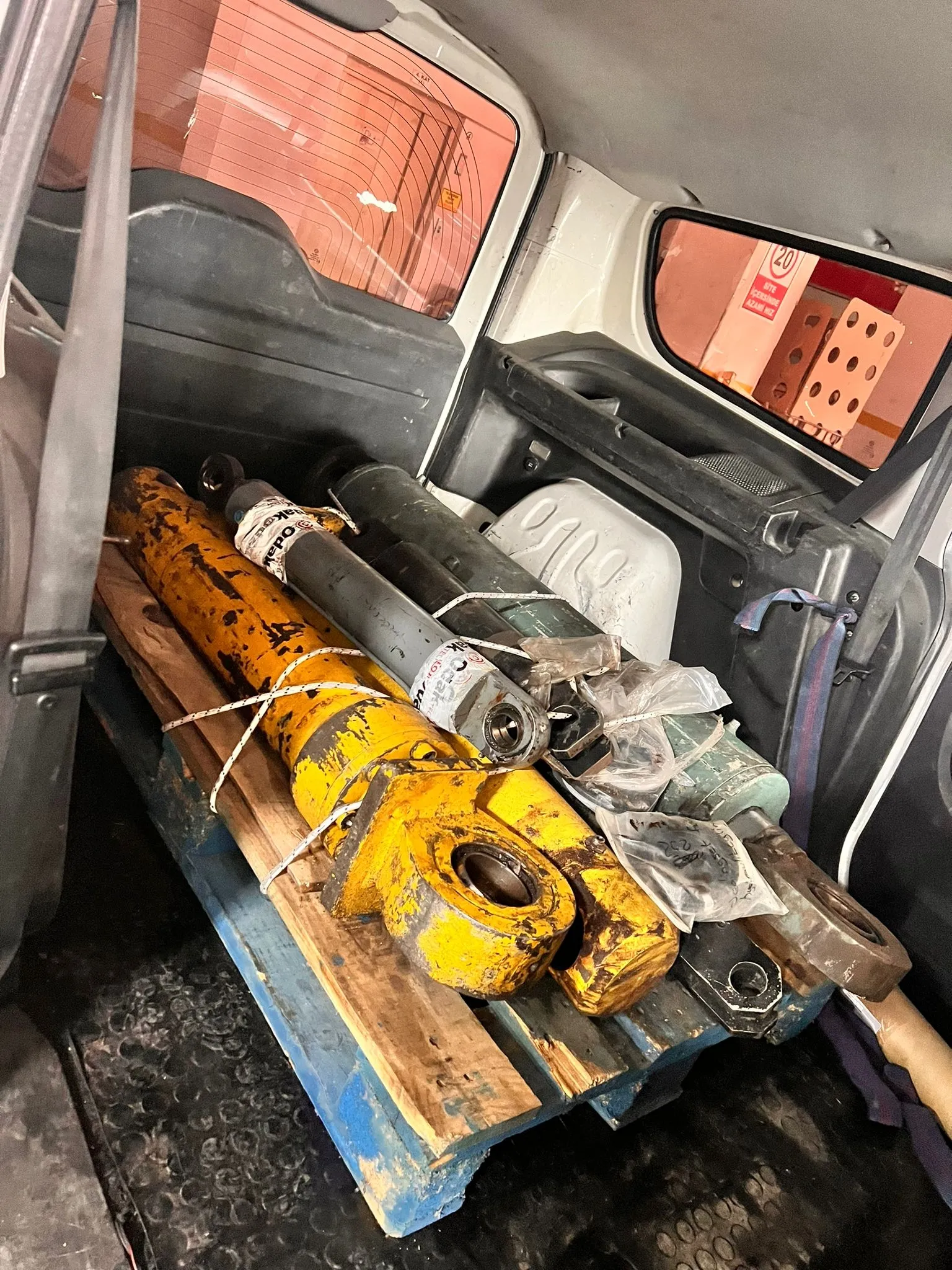 İstanbul’da E-Ticaret Taşımacılığında Teslimat X Lojistik Hizmeti