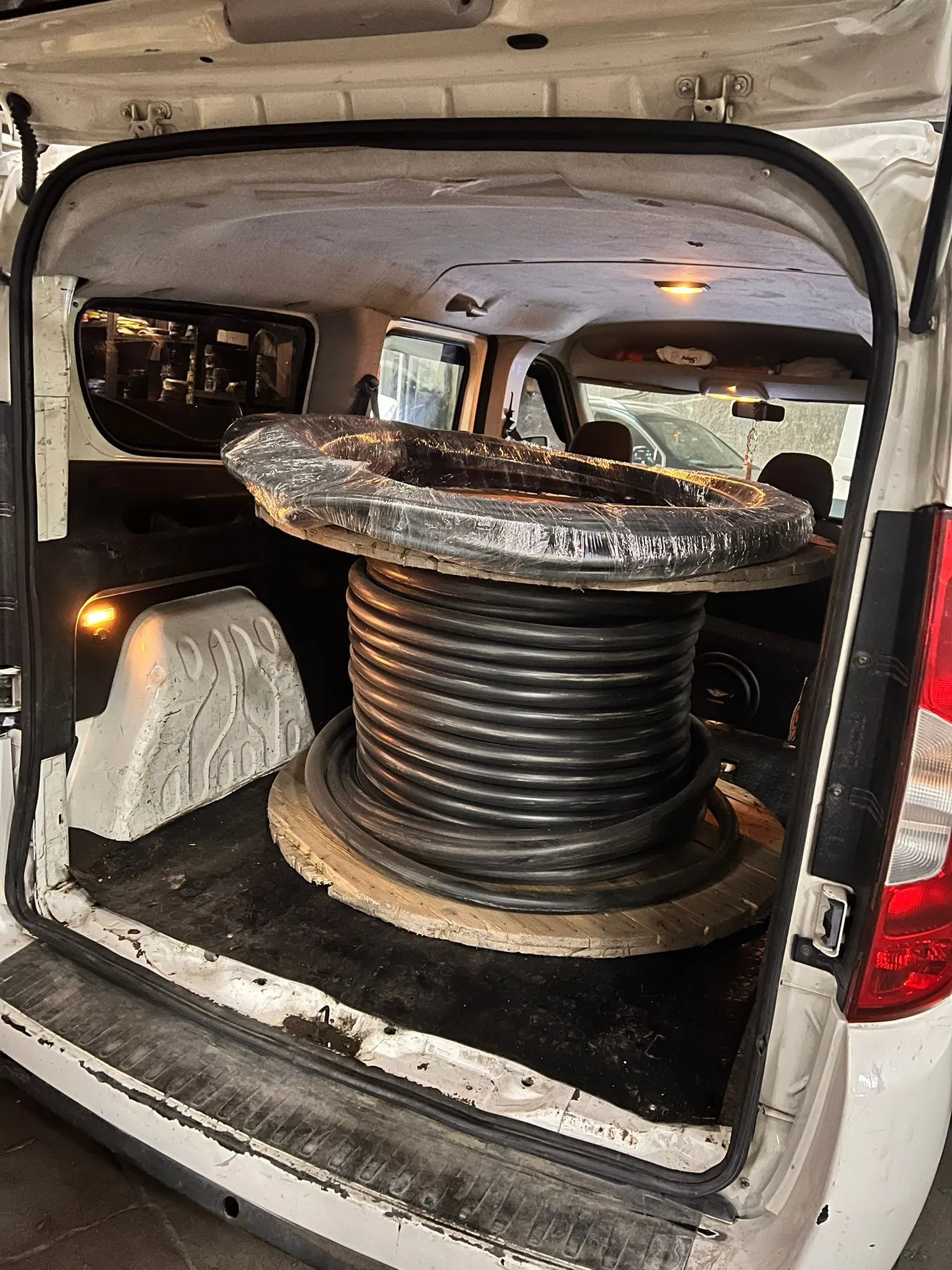 İstanbul’da Parça Eşya Taşımacılığında Teslimat X Lojistik Hizmeti